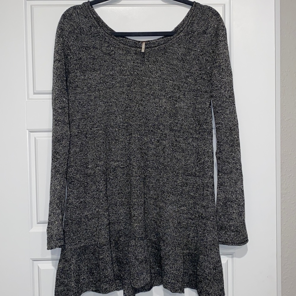 Free people long sleeve sweater pullover